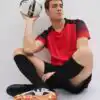 красно черная футбольная форма